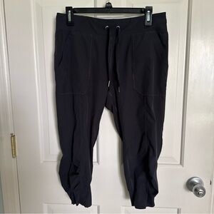 Calvin Klein Women's Performance Black Capris, Size S, Stretch Waistband